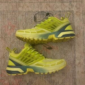 Salomon ACS pro sneaker Sulphur Spring Lime Green Athletic Shoes